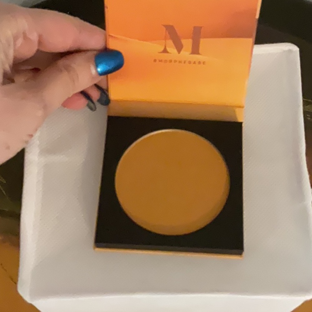 Sale! Morphe Glow Show Radiant Pressed Highlighter Dripping Gold, NWOB